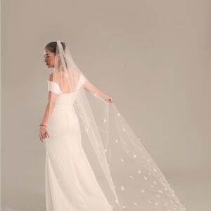 Tara Bridal Chapel Length Veil with Petals